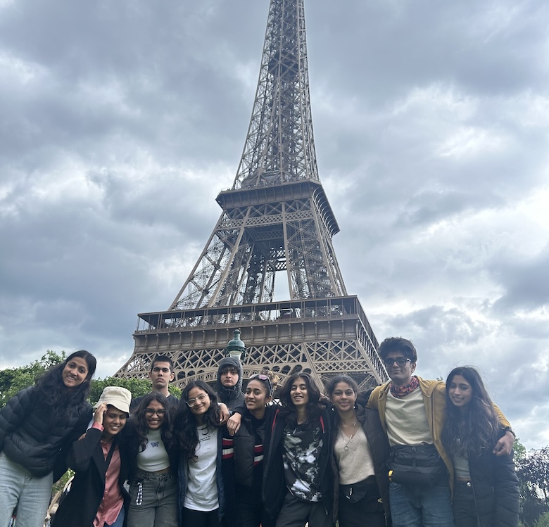 experiencing-architecture-paris-tridha